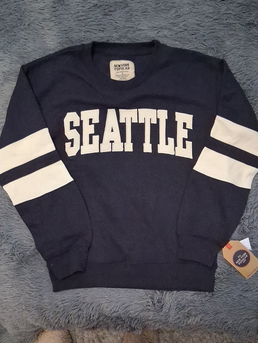 New York Popular Navy Crewneck Sweater with SEATTLE Graphic